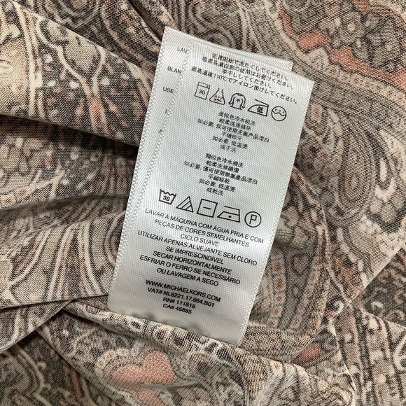 Michael Michael Kors cold shoulders oversized batwings style blouse Size M EUC - Picture 7 of 16